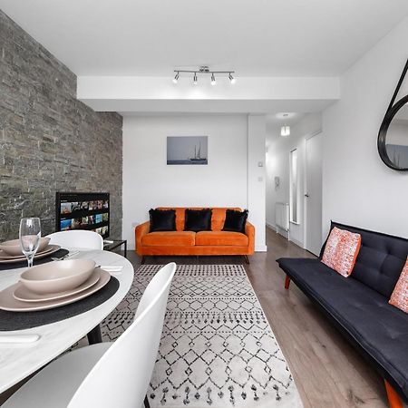 Central London Two Bedroom Serviced Apartment - Nine Elms Luxury Stay - Vauxhall & Westminster Kültér fotó