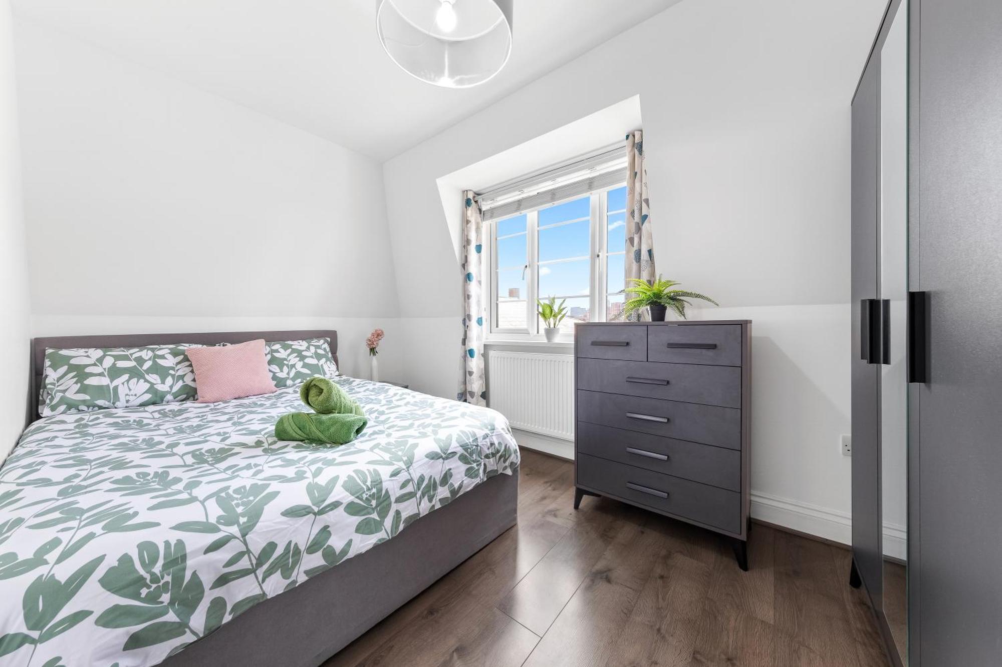 Central London Two Bedroom Serviced Apartment - Nine Elms Luxury Stay - Vauxhall & Westminster Kültér fotó